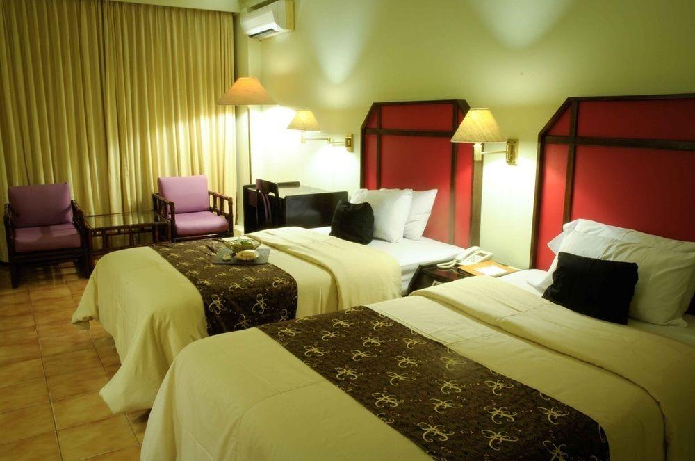 Mesra Business & Resort Hotel Samarinda Eksteriør billede
