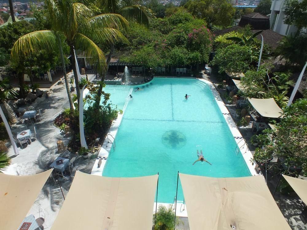 Mesra Business & Resort Hotel Samarinda Eksteriør billede