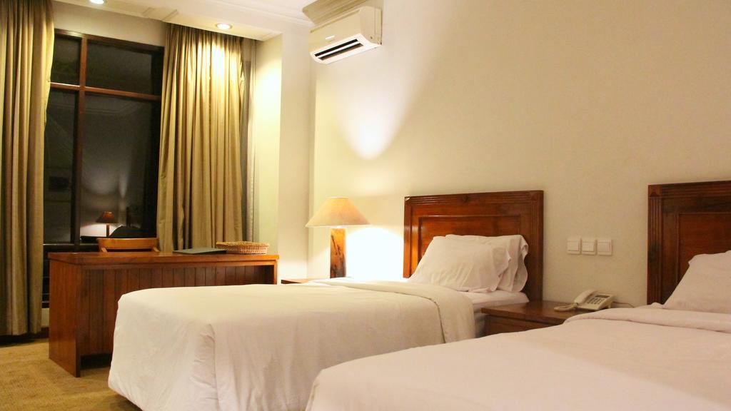 Mesra Business & Resort Hotel Samarinda Eksteriør billede