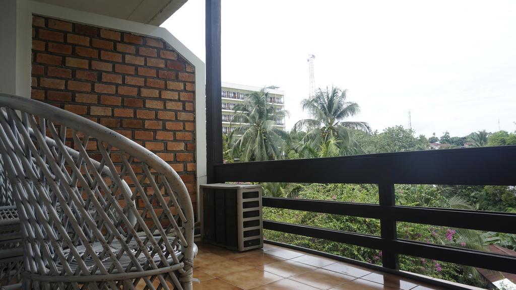 Mesra Business & Resort Hotel Samarinda Eksteriør billede