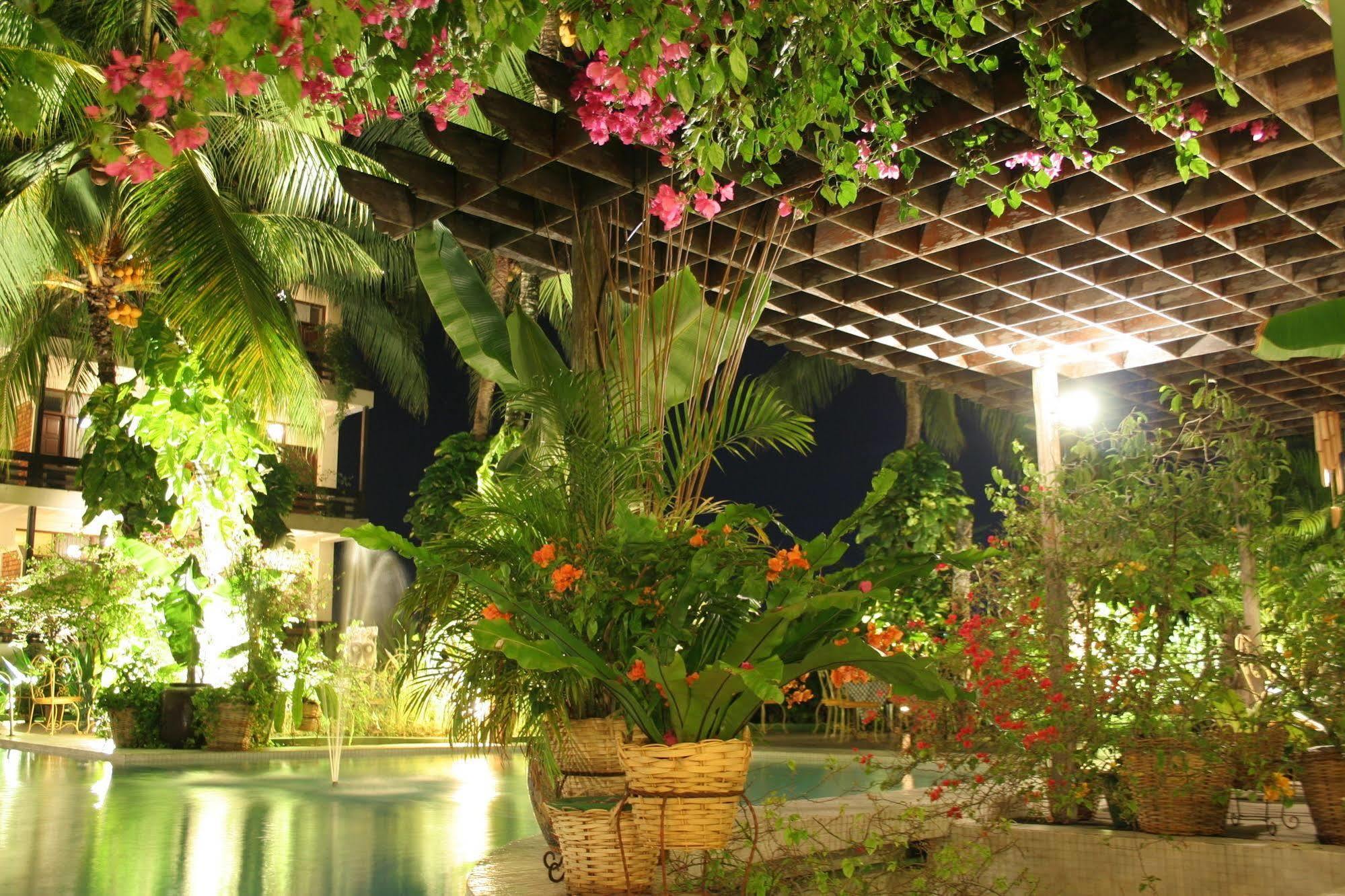 Mesra Business & Resort Hotel Samarinda Eksteriør billede